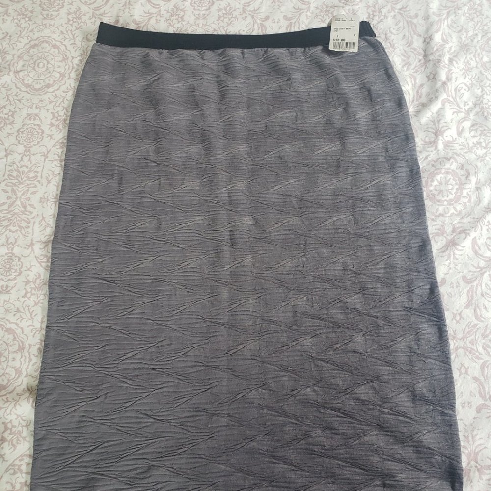 Forever 21 knee length bodycon skirt  Grey